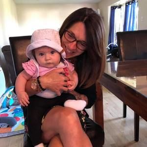 Meet your Posher, Sandra